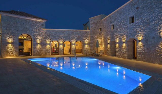 Aria Rose Asteri - Elegant Bliss w/Private Pool in Rethymno