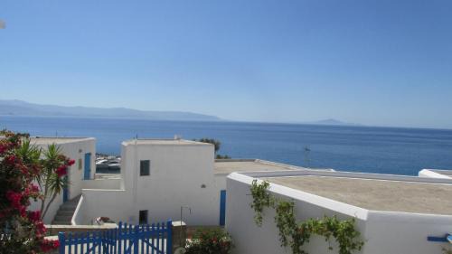 Arkas Inn