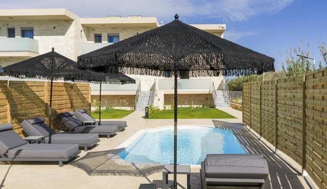 Armdin Seaview Villa 1 in Módhion