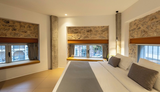 Asomaton by Oniro in Athens