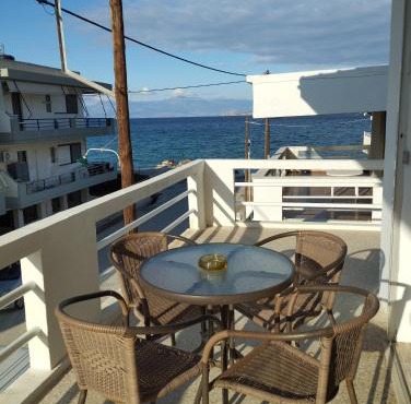 Assos Beach in Káto Ássos