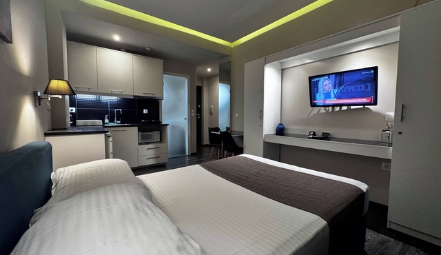Athens Stay 20 | Stylish Compact Studio in Athens in Athina