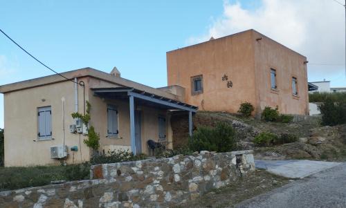 Attik Residencies in Livadi