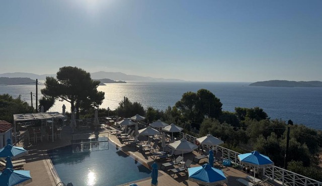 Azzurro in Skiathos
