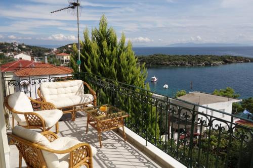 Beach Front House With View in Volos