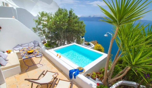 BH397 - C - Villa Santorini