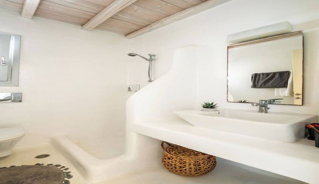 BH490 - C - Villa Mykonos