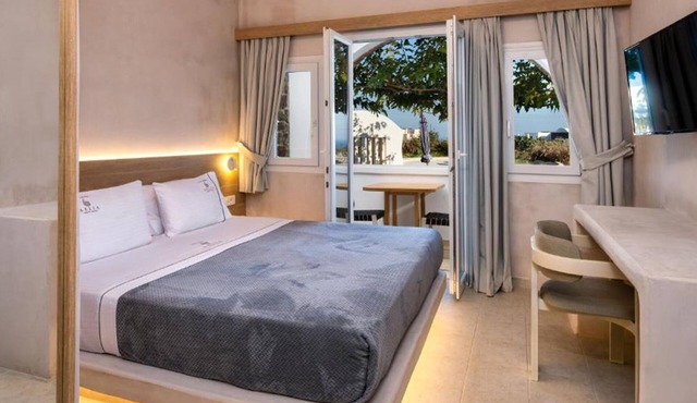 BH583 - C - Suite Santorini in Karterádos