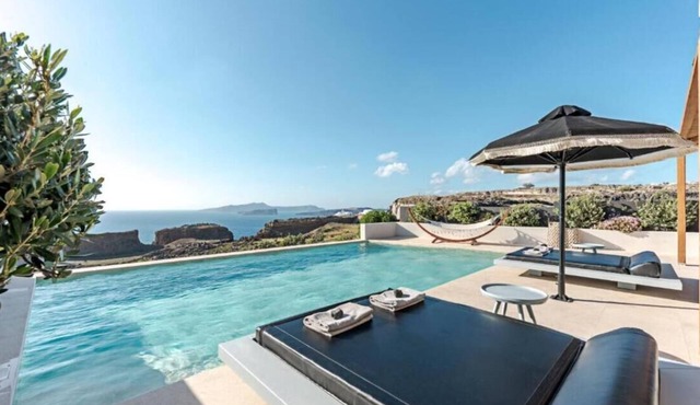 BH909 - C - Villa Santorini