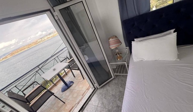 Blue Hotel Salamina in Salamis