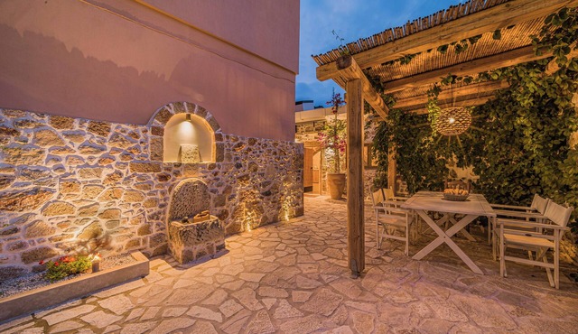 Boutique Cretan house - Old Malia (Incl. Jacuzzi) in Malia