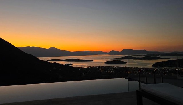 Boutique Hotel Desun Suites