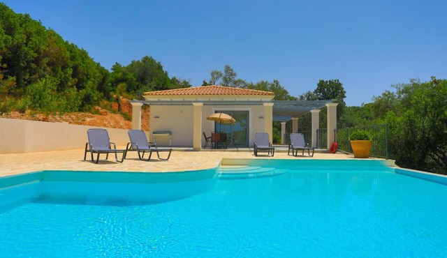 Brand New Villa Loki with Large infinity pool WiFi and Sea Views in Agnítsini