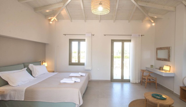Callisto Seaside Cymo Home in Kalamata