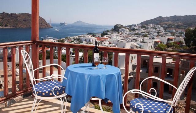 Casteli Hotel in Patmos