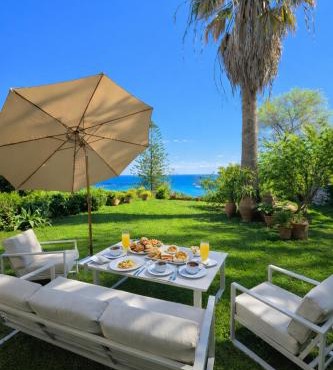 Central apartment - Seaview and garden in Corfu