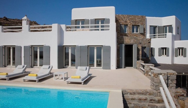 Chef included by Fantasia Villas: Madison Villa 13 bedrooms