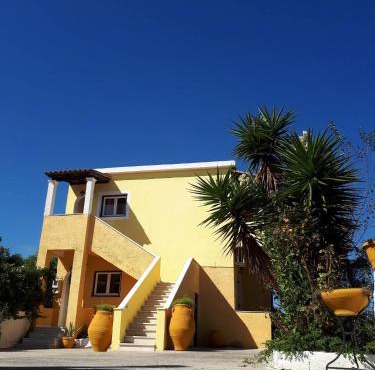 Chrysanthi Melitsa apts. in Sidari