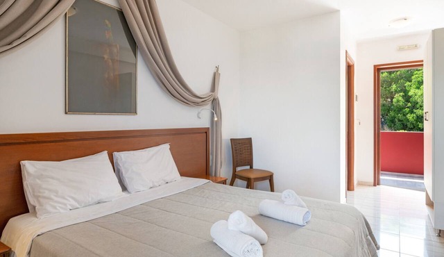 Classic Double Room at Hotel Aristotelis with Sea View and Balcony in Ancient Epidavros
