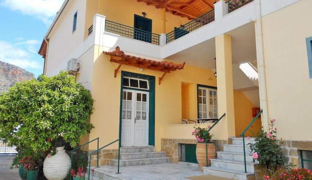 Costa-Rini Hotel