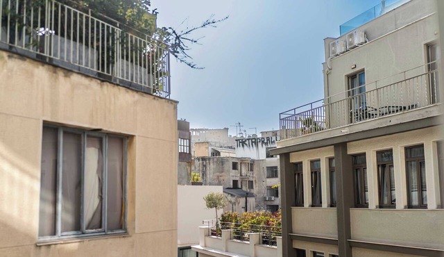 Cozy Spacious Studio Psyri AcropolisView in Athina