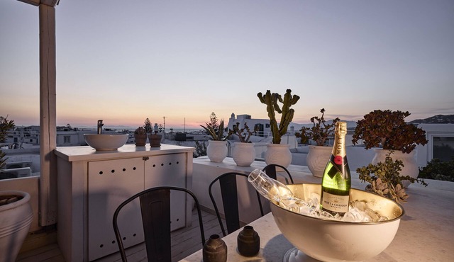 Crystal Green Signature Suites Mykonos