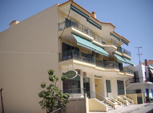 Dais Apartments in Mitika