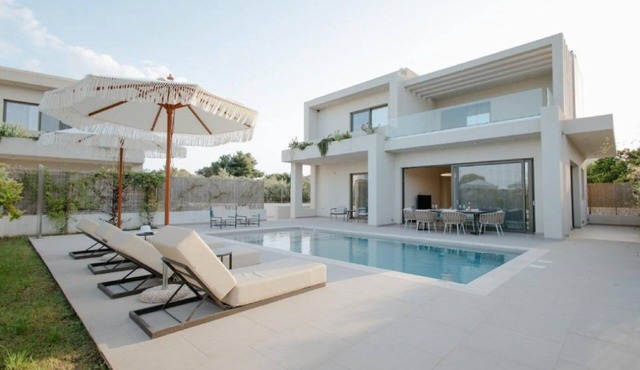 Dazzling Zakynthos Villa | Villa Melinoe | 3 BDR | Private Pool & Garden|. in Zakynthos