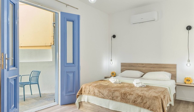 Double Room 5 with Private Terrace, Kitchenette, and Air Conditioning