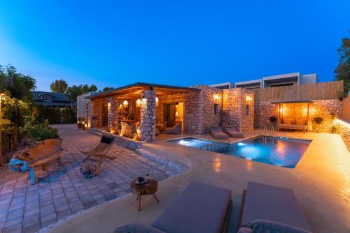 Eftopia Villa Famous Sporting Event by Onar Villas