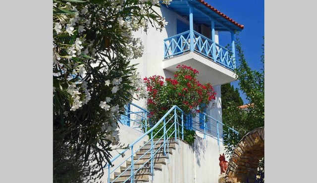 ELECTRA TRADITIONAL HOUSE in Alonnisos