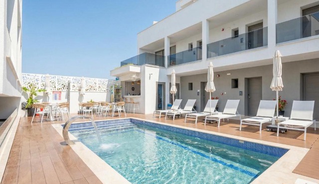 Elegant Maltepe Accommodation in Kassandra
