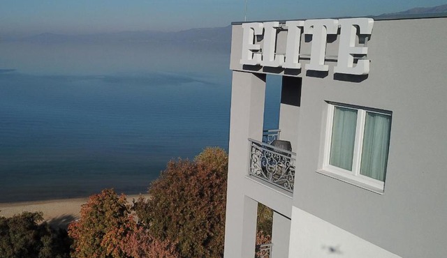 Elite in Pogradec