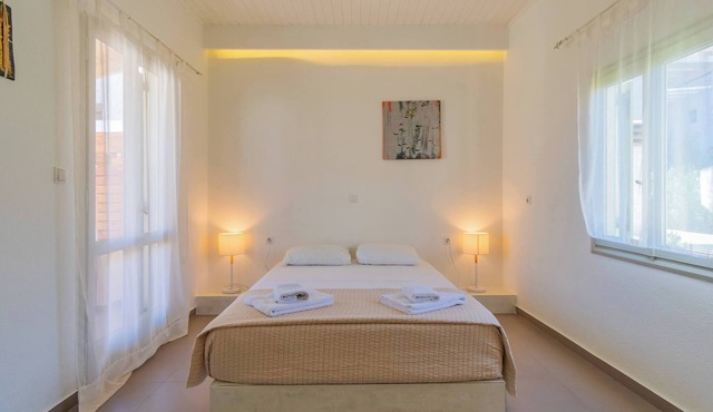 Elounda Beachfront Nest, Stunning Escape in Crete in Schisma Elountas