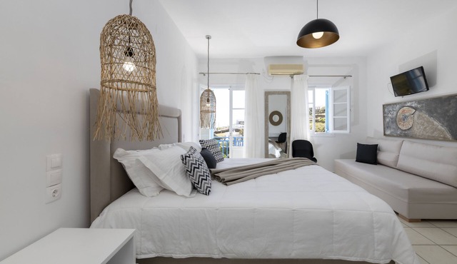 Eutuxia Rooms & Studios in Sifnos