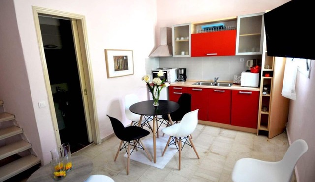 Flora Maisonettes 2 Walk to Beach A C Wifi Car Not Required in Paxos