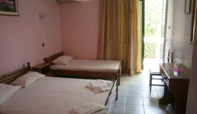 Francisco Hotel in Messini