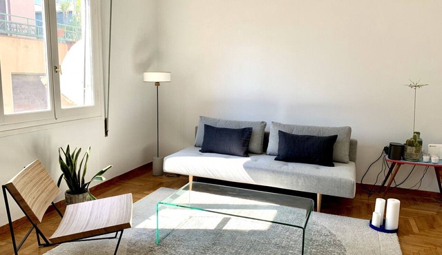 Fyllis16-Sunny central apartment next to Metro sta