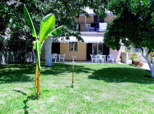 Giannis Studios in Nikiana