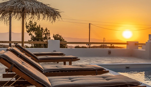 Golden Sand Deluxe Villa