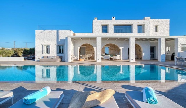 Grand Villa Rêve Naousa Paros