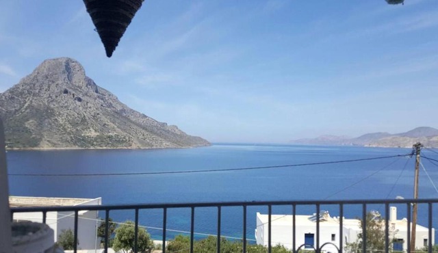 Grande Grotta Studios - Sleeps 8 - Free Parking