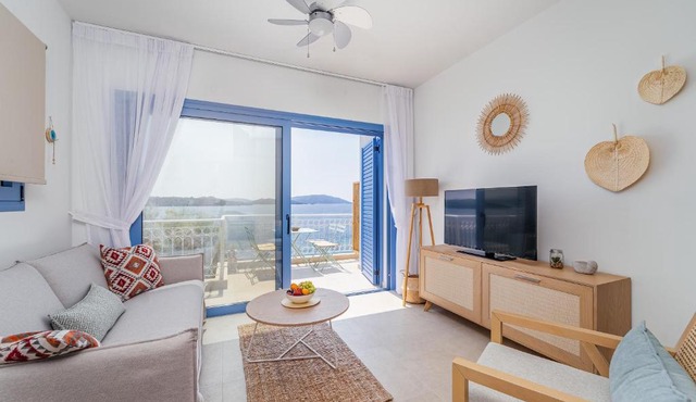 Greek Beach House Complex B6