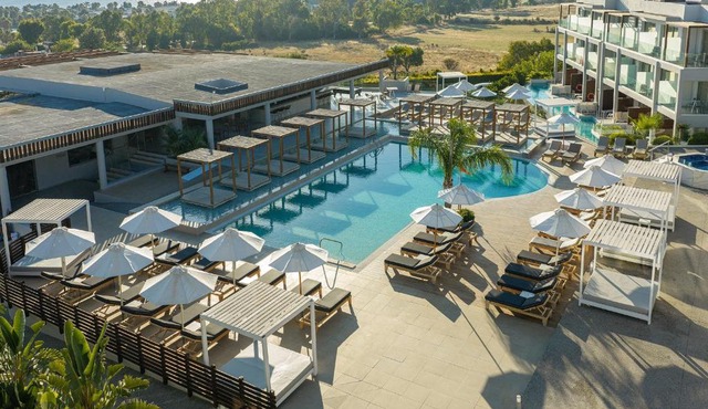 Harmony Crest Resort