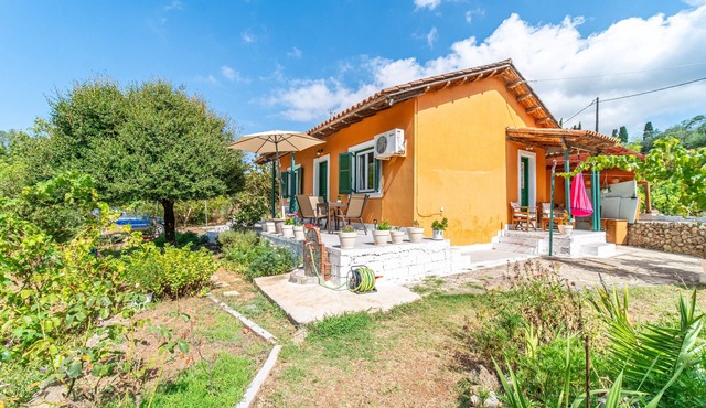 Holiday Home "Edem Garden" with Mountain View & Wi-Fi in Corfu