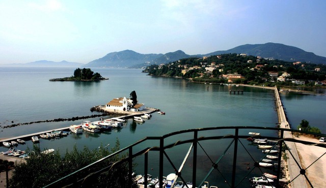 Holiday house Perama for 3 - 6 persons with 3 bedrooms - Holiday house in Perama