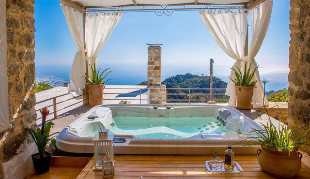 Homerez - House 12 km away from the beach for 9 ppl. with jacuzzi at Anatoli in Anatoli