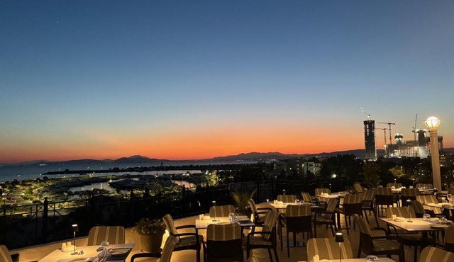 Hotel London in Athens
