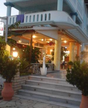 Hotel Spiros in Ammoudia