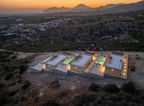 Infinity View Luxury Villas in Galiá
